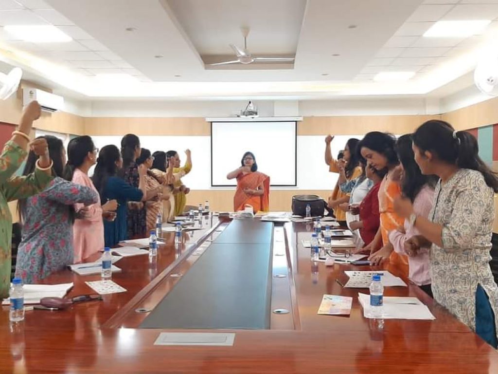 online jolly phonics training in schools